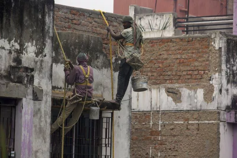 Hanging Rope with Wooden Plank (Gova)